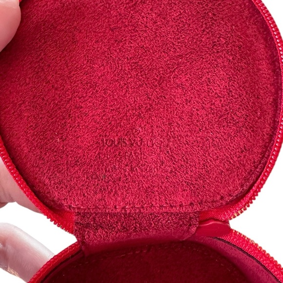 Authentic Louis Vuitton Red Epi Leather & Suede Round Jewelry Vanity Travel Case - Picture 12 of 15